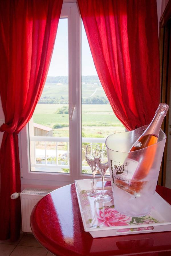 Domaine Bacchus Panzió Reuil-sur-Marne Kültér fotó