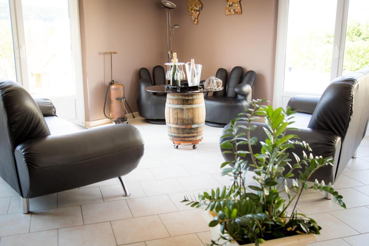 Domaine Bacchus Panzió Reuil-sur-Marne Kültér fotó